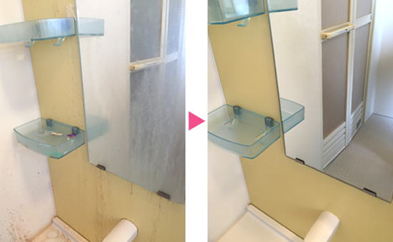 千葉県浦安市のお客様宅　浴室棚と鏡のクリーニング